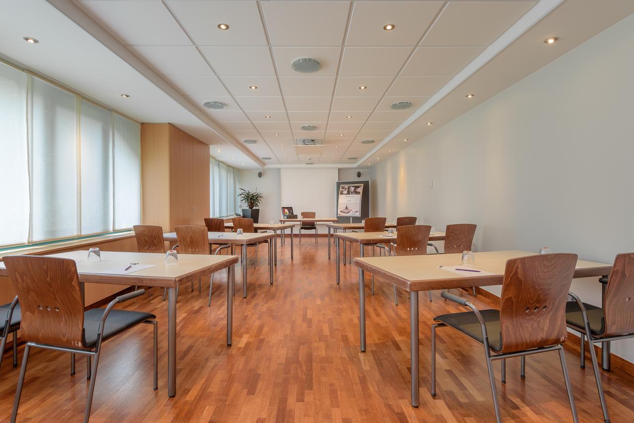 Congress Hotel Mercure Nuernberg An Der Messe Exterior photo